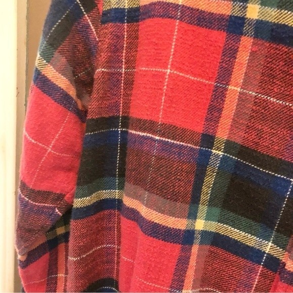 American Eagle Plaid Button Up Boyfriend Flannel Red Green XS - Picture 5 of 6
